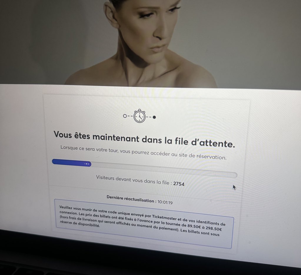 lara✮72% tweet media