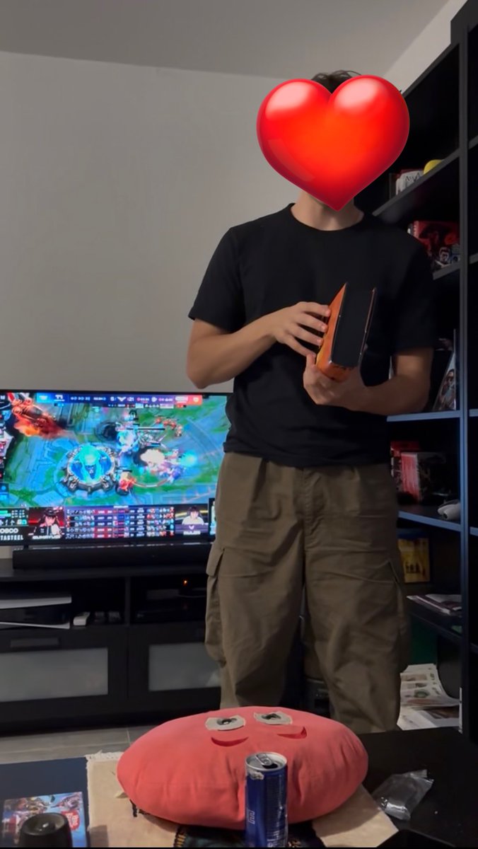 JasmineeAcorny🍵 tweet media