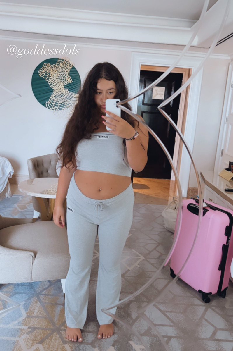 Bratty Dolly (𝓯𝓲𝓷𝓭𝓸𝓶 1.8k 👑) tweet media