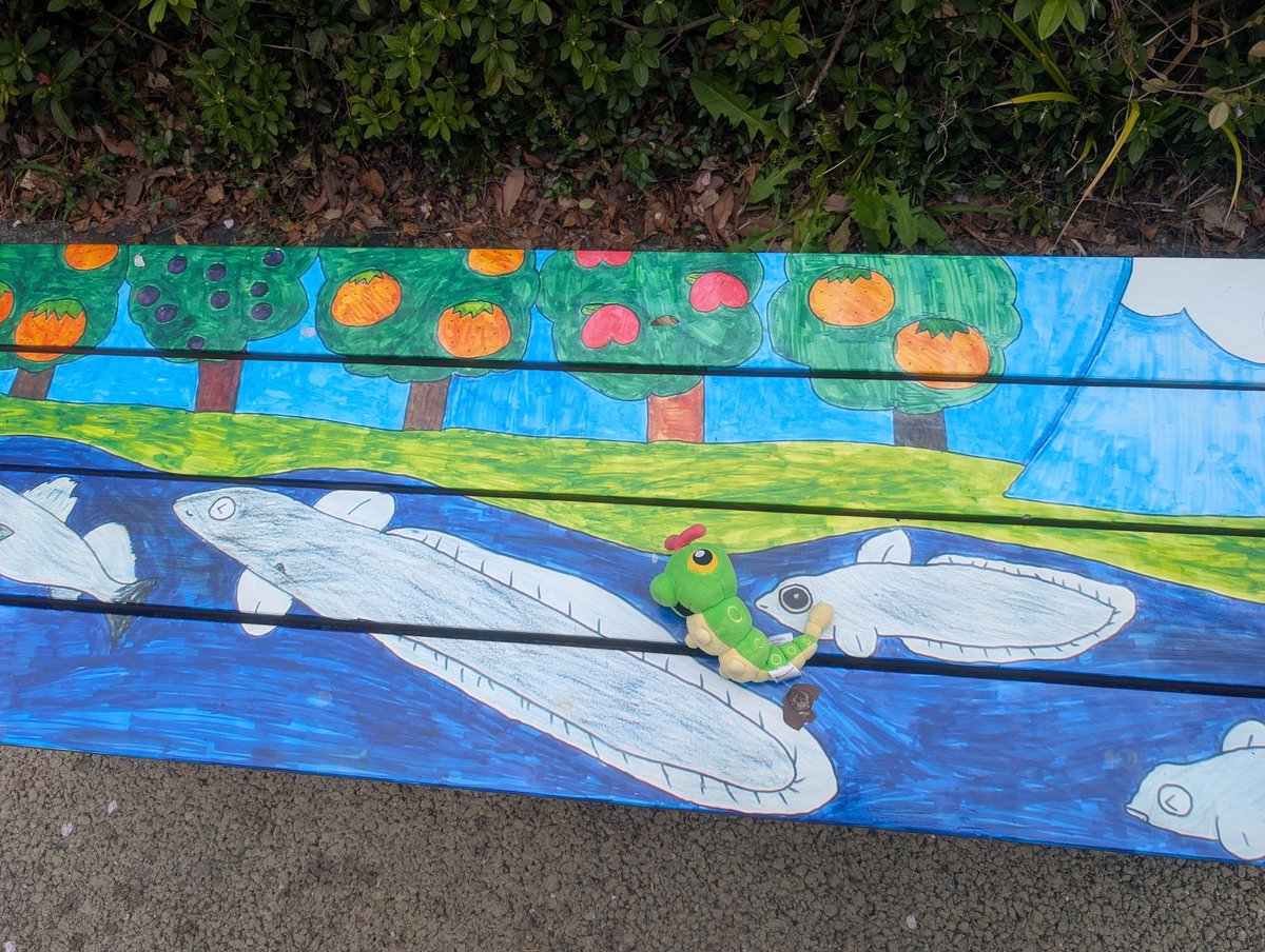 にょきにょきキャタピー tweet media