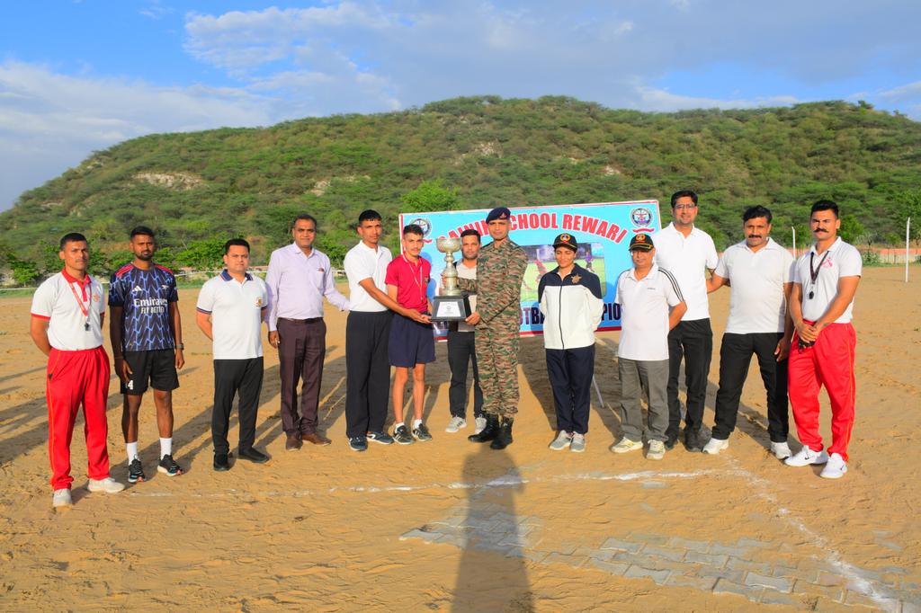 SainikSchoolRwr's tweet photo. #SSRW organised an Inter-House Football Tournament with enthusiastic participation from Subroto, Arjan, Manekshaw, Katari, Cariappa & Pereira Houses. Katari House emerged as the Senior Group winner, while Arjan House secured the Junior Group title. ⚽🏆 #SchoolSports
#Football https://t.co/PoDa7bxZT4