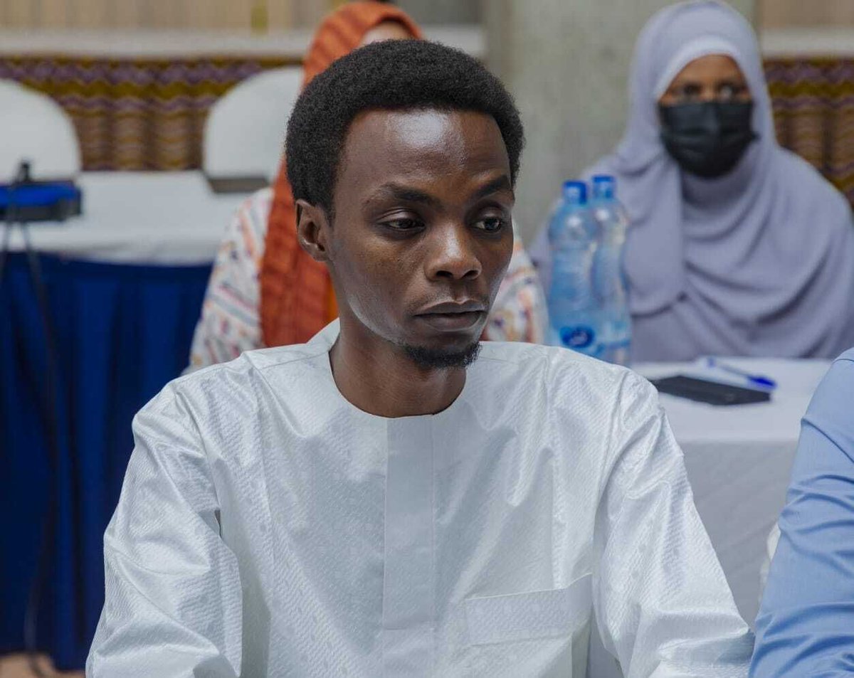 alwihdainfo's tweet image. #Tchad : L’ONAPE, à travers le GADE, a déployé 70 stagiaires dans plusieurs structures partenaires afin d’aider les jeunes diplômés sans expérience à acquérir des compétences professionnelles. Ce programme, d’une durée de trois mois renouvelable, vise à améliorer leur