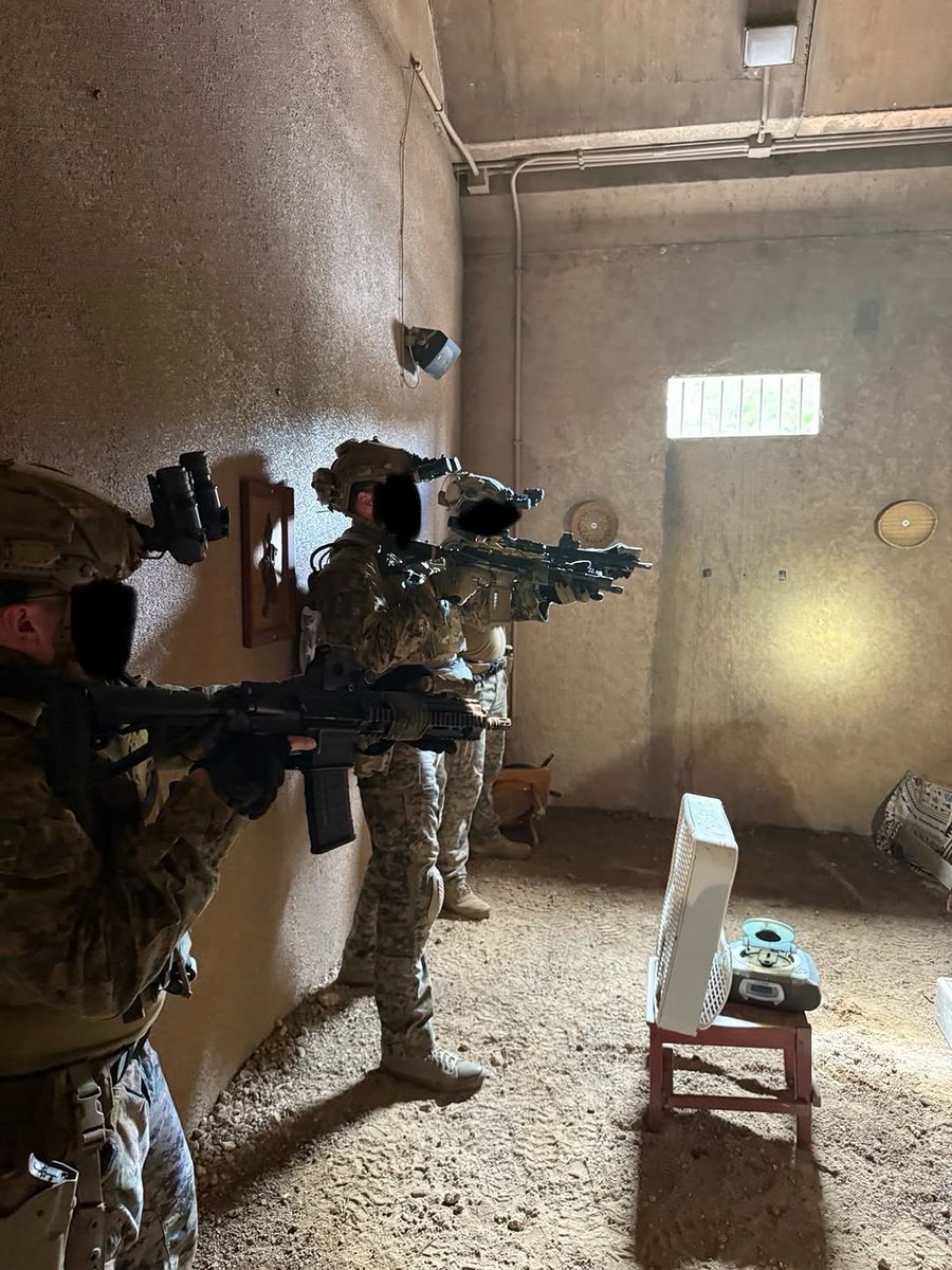 ColdJasonMF's tweet image. 🇺🇸US Marine Force Recon

#US #Iran #Marine #forcerecon #tactical #military #specialforces #USMarine