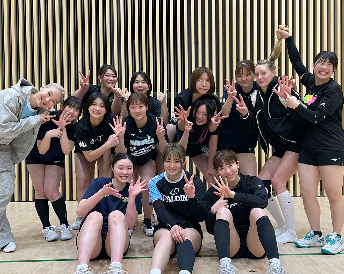 risaaa48happy's tweet photo. 4月8日で26歳の誕生日を迎えました🌸
廣田莉紗です！

いつも応援してくださる皆さまに、大切なご報告があります😌

この春から、東京サンビームズで再びバレーボール選手として活動することになりました☀️

公式な写真などは後ほど改めてアップしますので、楽しみにしていてください！ https://t.co/birvvraT4o