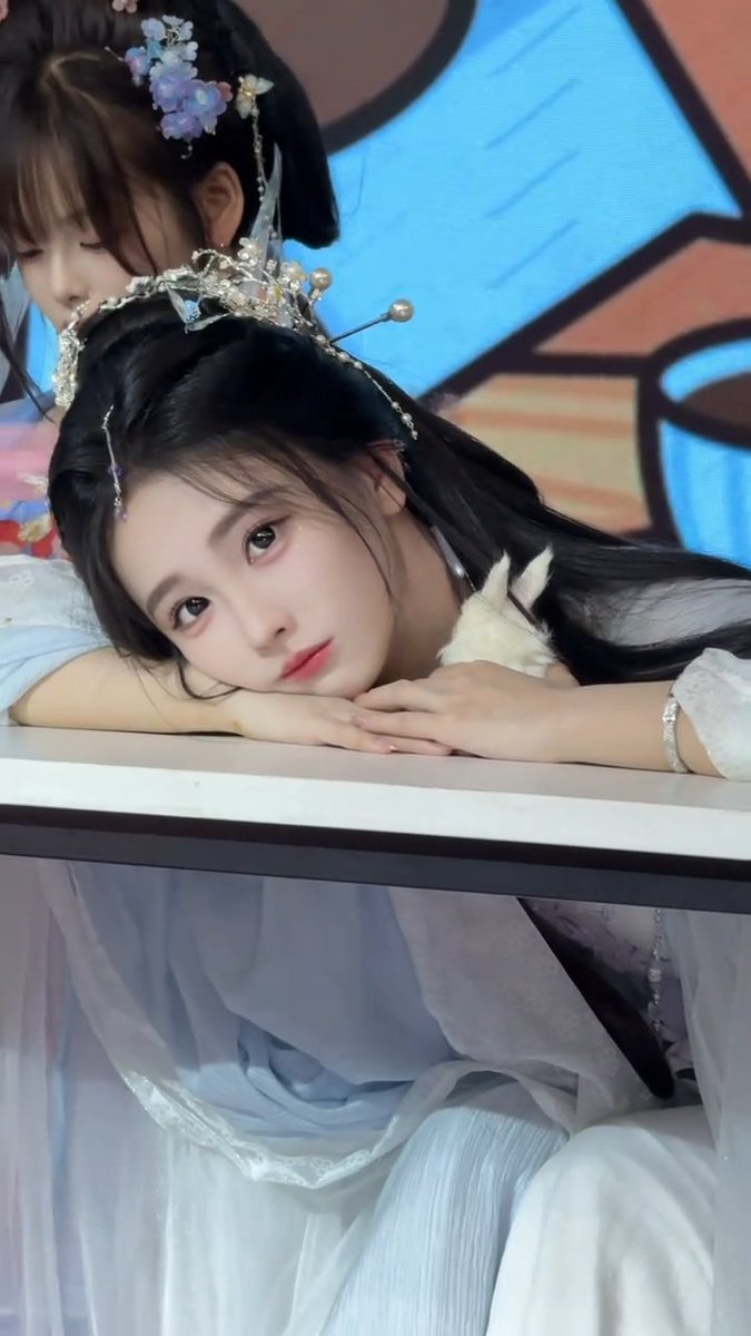 蔡文姬 tweet media