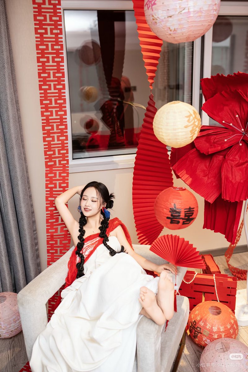 MatthjwB's tweet photo. 骚脚新娘 https://t.co/BumUzBwW5g