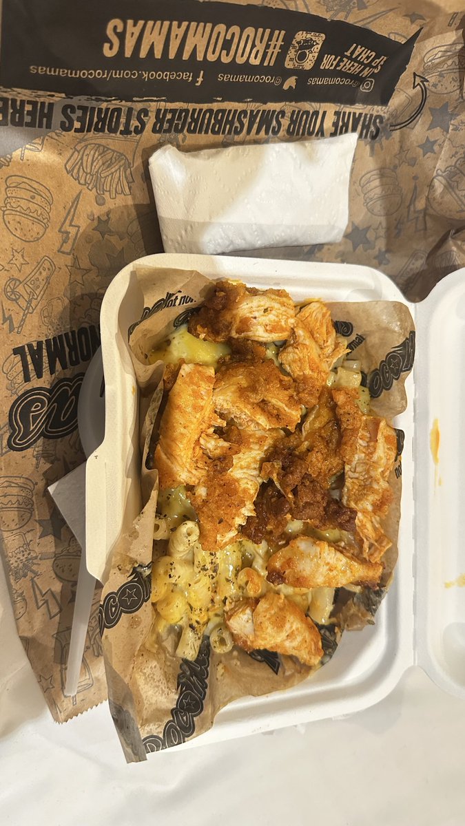 mukolicious's tweet photo. @rocomamas, this was so horribly prepared and the mac and cheese was cold at the bottom. And to think it’s my favourite go to meal. Only some of the chicken pieces had coating 🥹. I have had better to know that this was not it. https://t.co/VnragflwqL