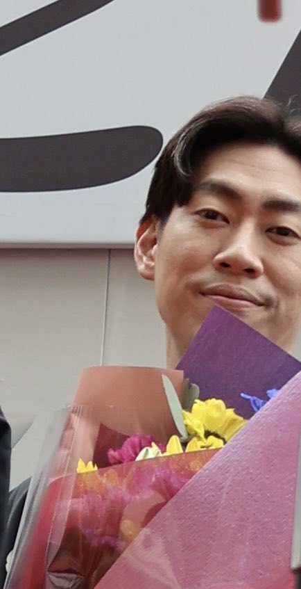 うささ tweet media