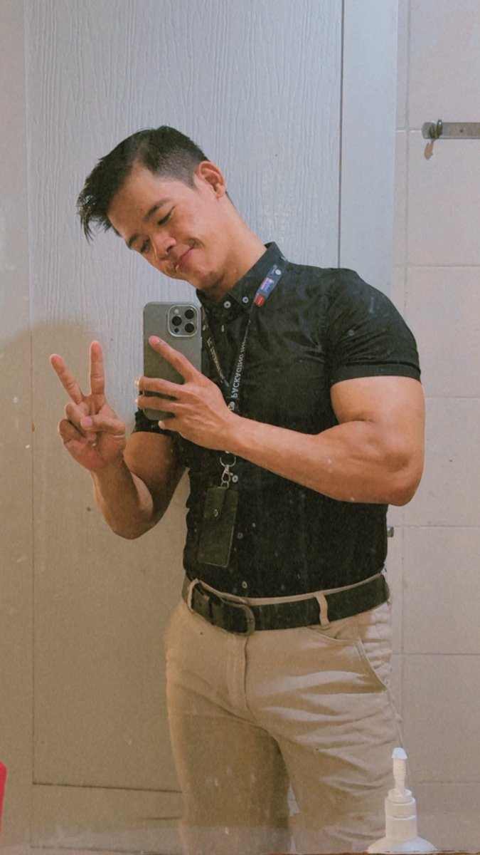 (B) Yours tweet media