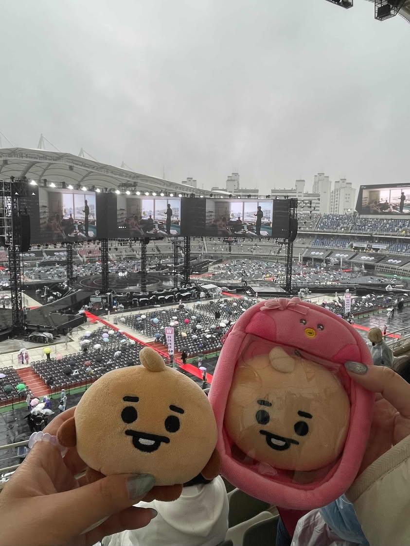 Yu_1448's tweet photo. 好開心😭😭😭 時隔7年可以一起看防彈🥹🥹🥹🥹🥹 @nd_fancy https://t.co/ORYXgJPyH9