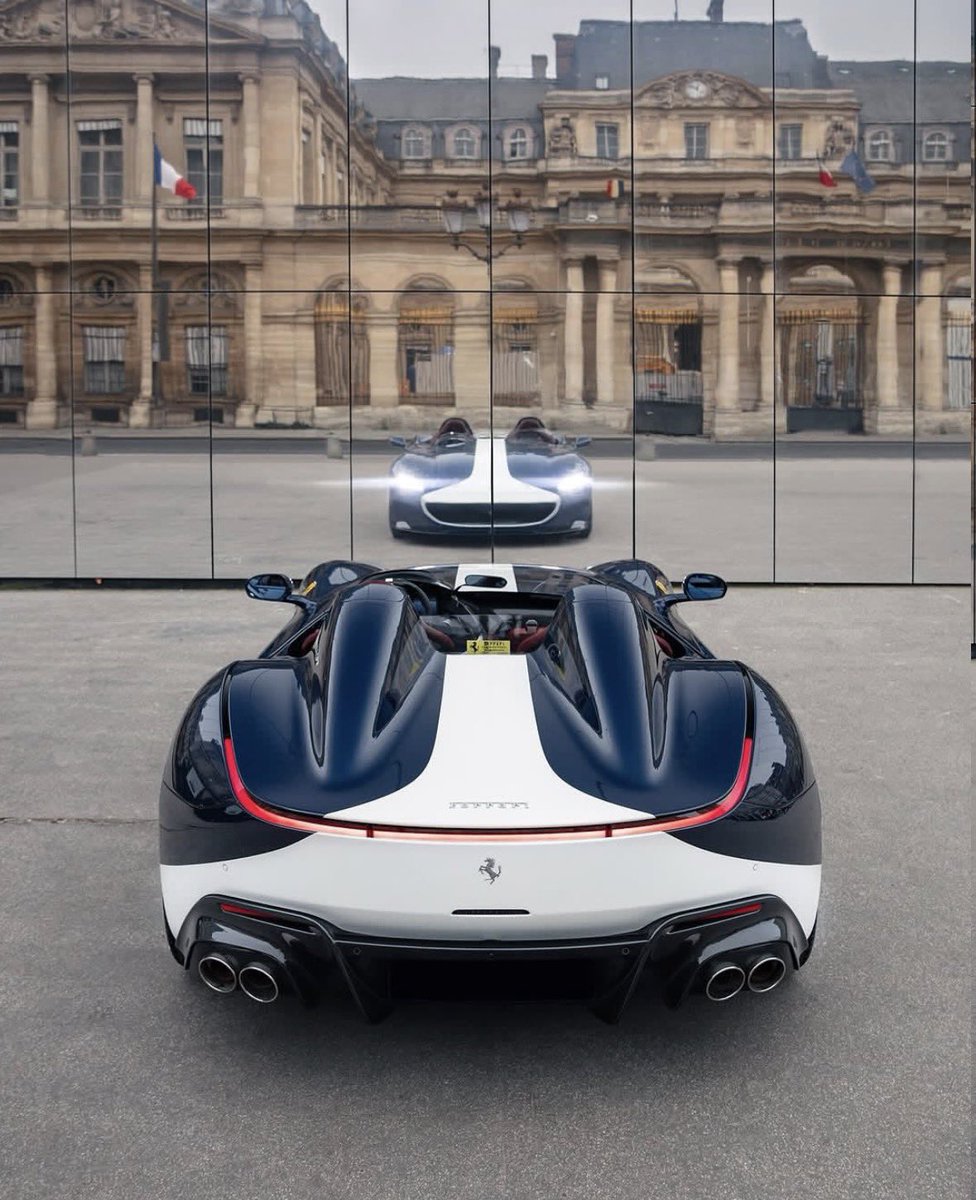 Car Grails tweet media