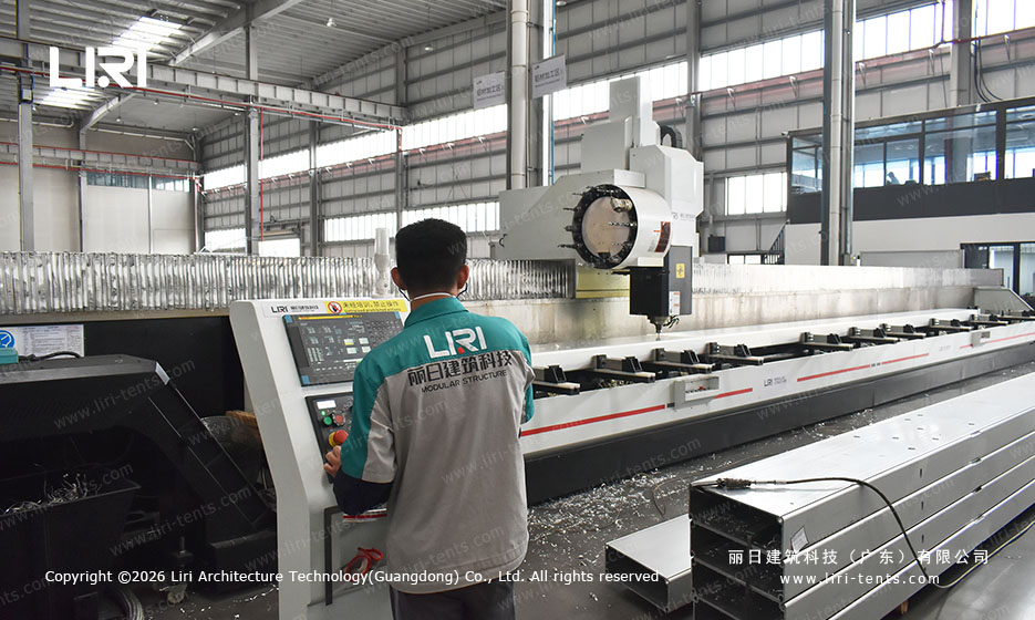 Liri Tent tweet media