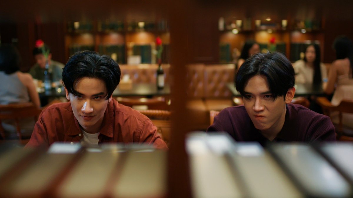 หมาเห่าเครื่องบิน | ADogAndAPlane tweet media