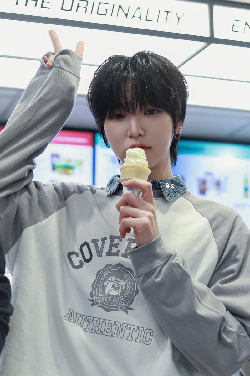 🎀명지 tweet media