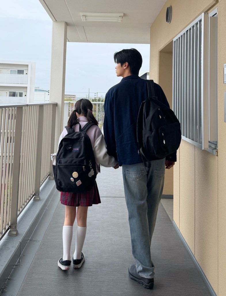 Ktea2capoN's tweet photo. え？ほんとに？？😳　
子どもの成長早すぎるしえねねんが変わってないし🤣😍 https://t.co/zCyBFLWgcE