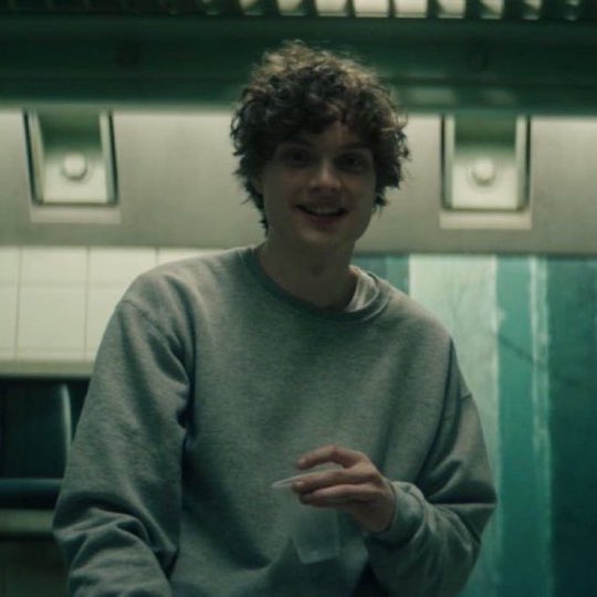 LorettA™️ tweet media