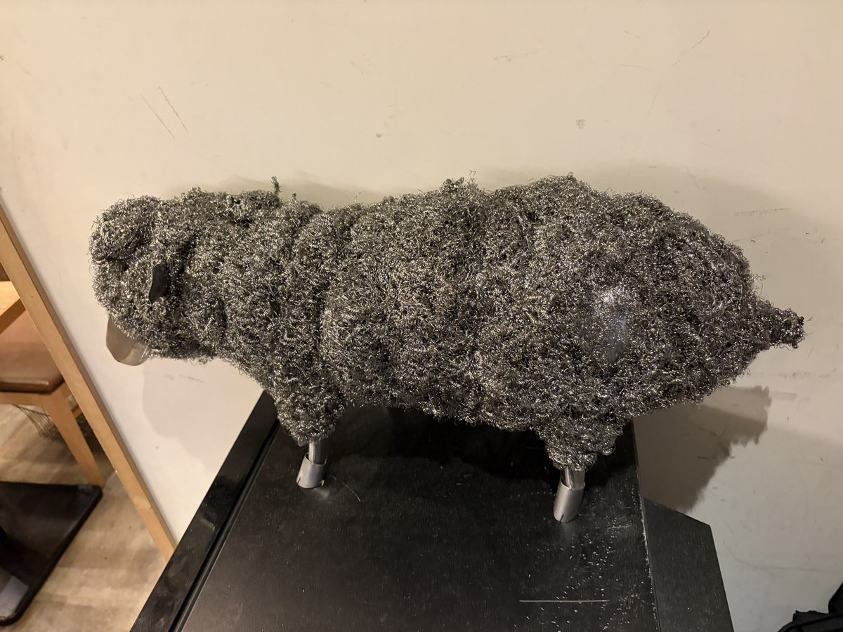 エイト tweet media