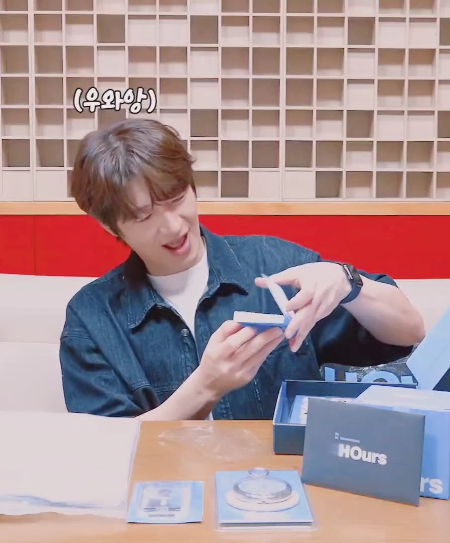 갓(지오)디 tweet media