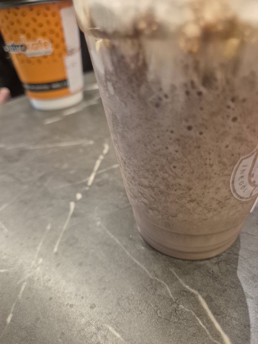 azra karadağlı𓍲 🇹🇷(duş başlığı, 45+21 era 🚿🚿) tweet media