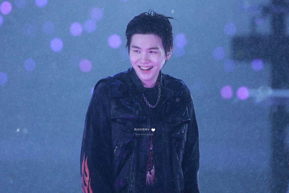 민스터리💫 tweet media