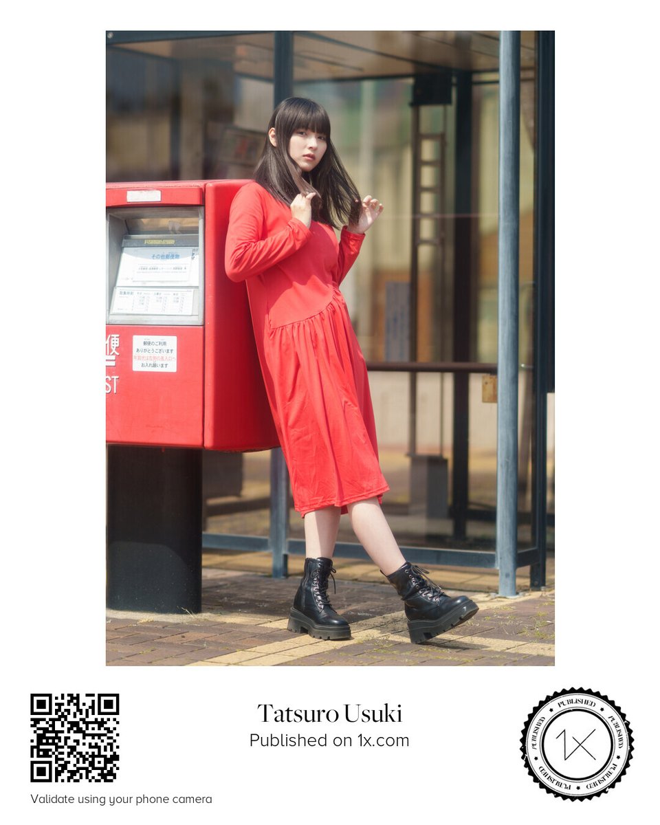 Tatsuroug's tweet image. ”Post”
1x.comで #Published！
 乙広モネ　さん、ありがとうございました！
@Mone_otohiro34 
＃ポスト　#郵便　＃赤いドレス　#赤いワンピース