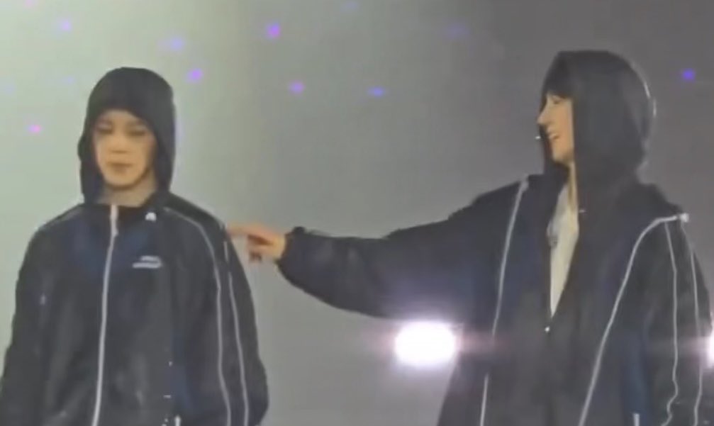 ᴋᴏᴍɪ 🪭 tweet media