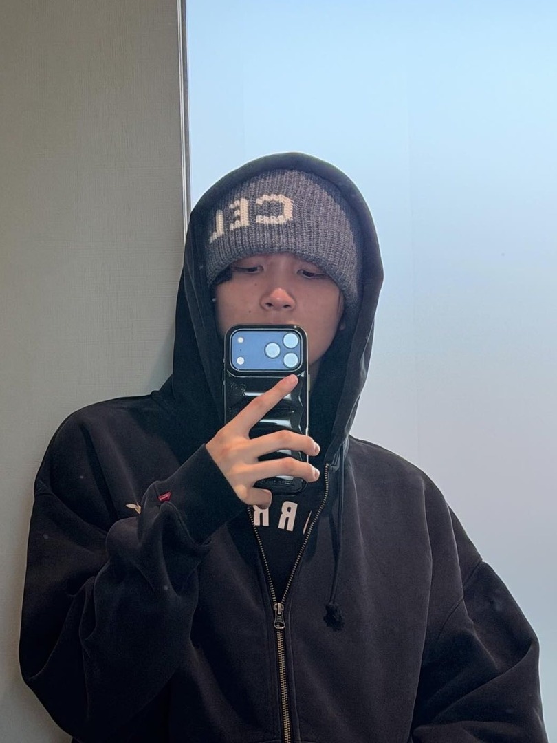 Woodsy Corner. tweet media