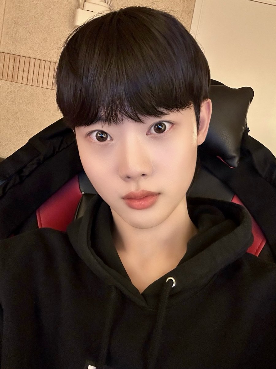 치훈 (CHIHOON) tweet media