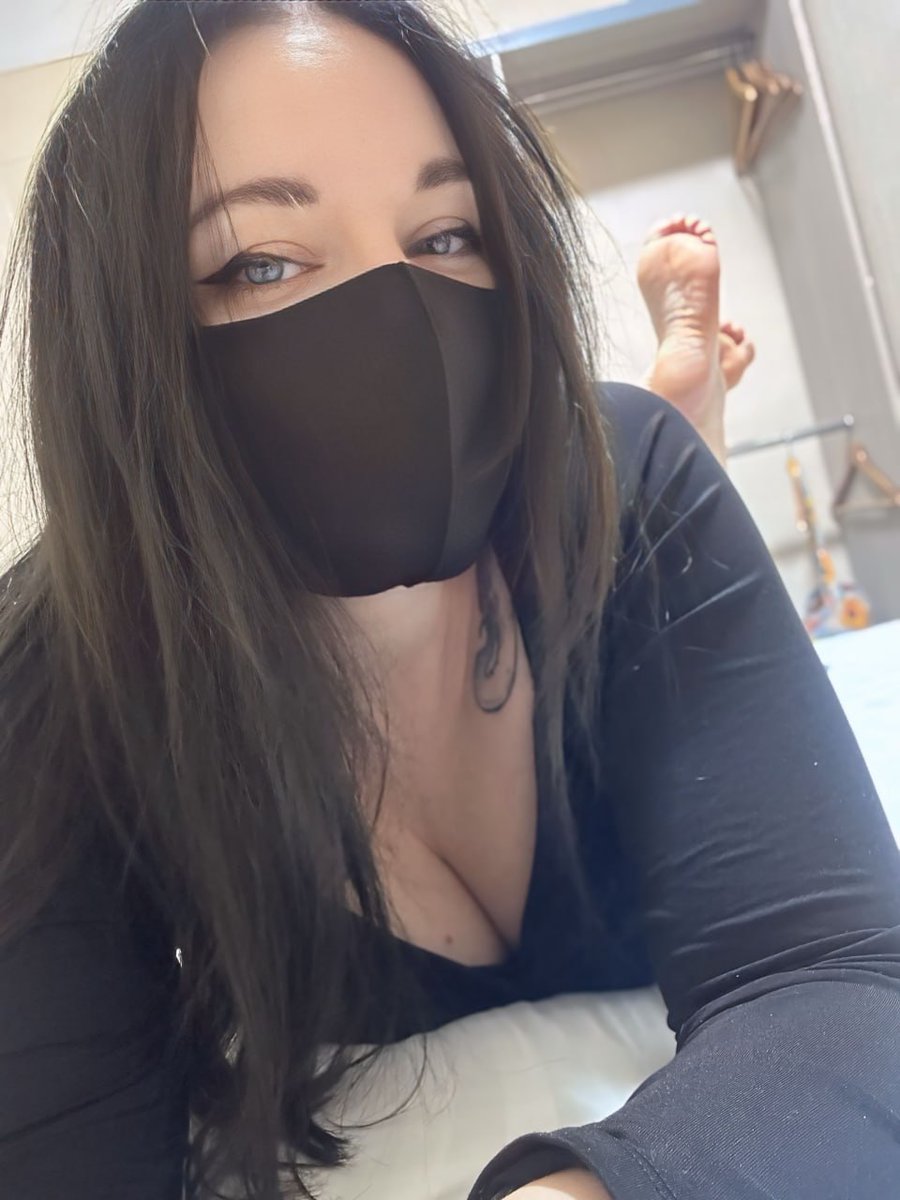 tapetite_cassie's tweet image. Je sais, tu sais, nous savons pourquoi je poste cette photo
#thepose #brunette #outfit