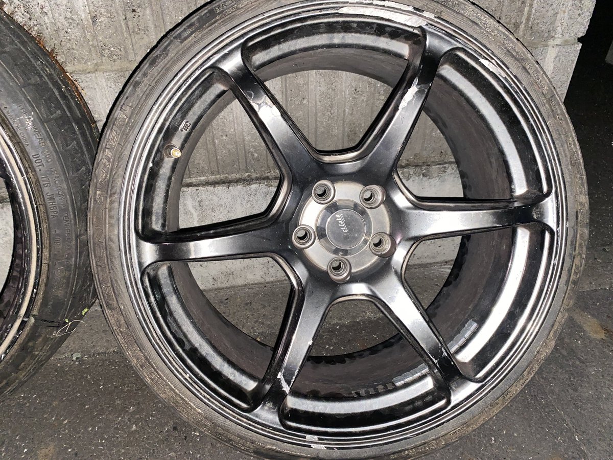 ホイール売ります メーカー不明 18×8.5jオフセット不明 PCD1005穴 