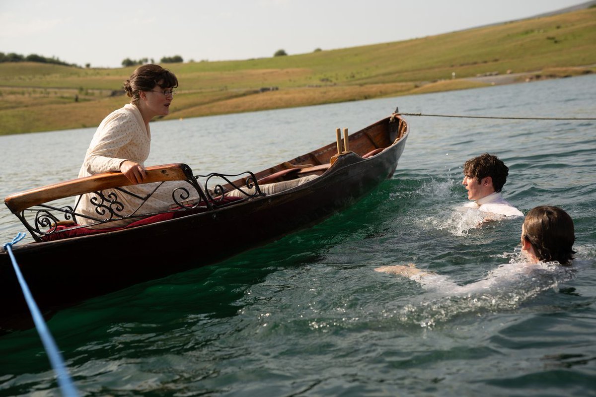 evy 💌 tweet media