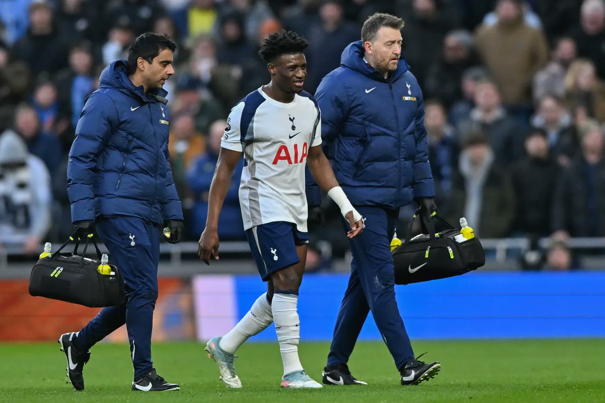 🇬🇭Mohammed Kudus is set to undergo surgery after suffering a fresh hamstring injury setback, casting serious doubt over his availability for the upcoming FIFA World Cup.

#GTVSports