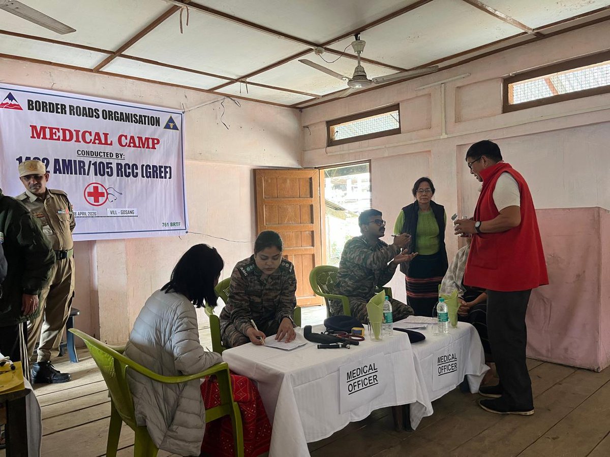BROindia's tweet image. #BROIndia 
#HealthForAll #HealthAwareness

प्रोजेक्ट ब्राह्मंक @BROIndia द्वारा अरुणाचल प्रदेश के एक दूरस्थ सीमावर्ती गांव में चिकित्सा शिविर आयोजित किया गया।
BP, RBS एवं SpO₂ जांच, HTN व DM की स्क्रीनिंग तथा स्वास्थ्य जागरूकता—स्थानीय लोगों, बच्चों एवं BRO कार्मिकों के लिए,