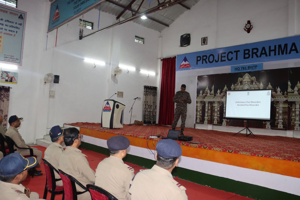 BROindia's tweet image. #BROIndia 
#HealthForAll #HealthAwareness

प्रोजेक्ट ब्राह्मंक @BROIndia द्वारा अरुणाचल प्रदेश के एक दूरस्थ सीमावर्ती गांव में चिकित्सा शिविर आयोजित किया गया।
BP, RBS एवं SpO₂ जांच, HTN व DM की स्क्रीनिंग तथा स्वास्थ्य जागरूकता—स्थानीय लोगों, बच्चों एवं BRO कार्मिकों के लिए,