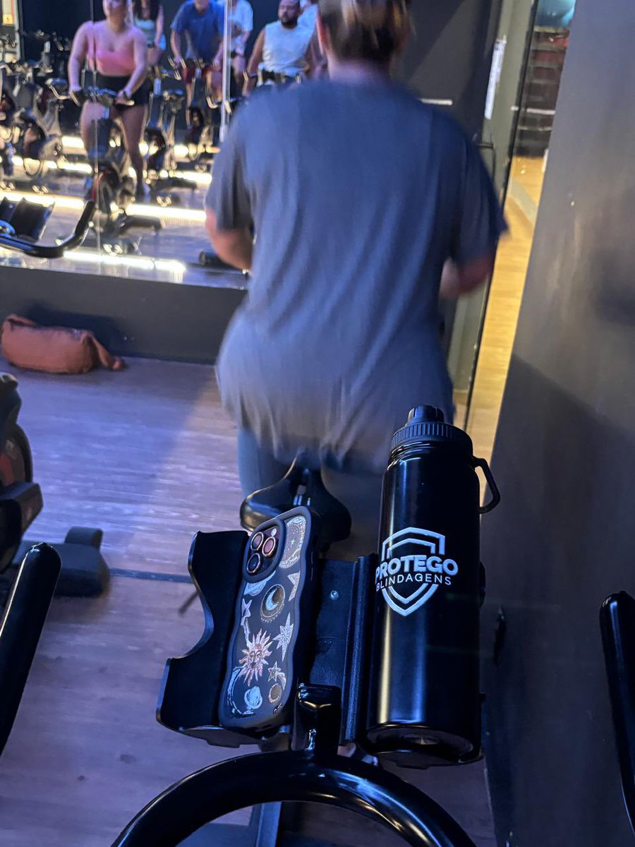 Castrolover tweet media