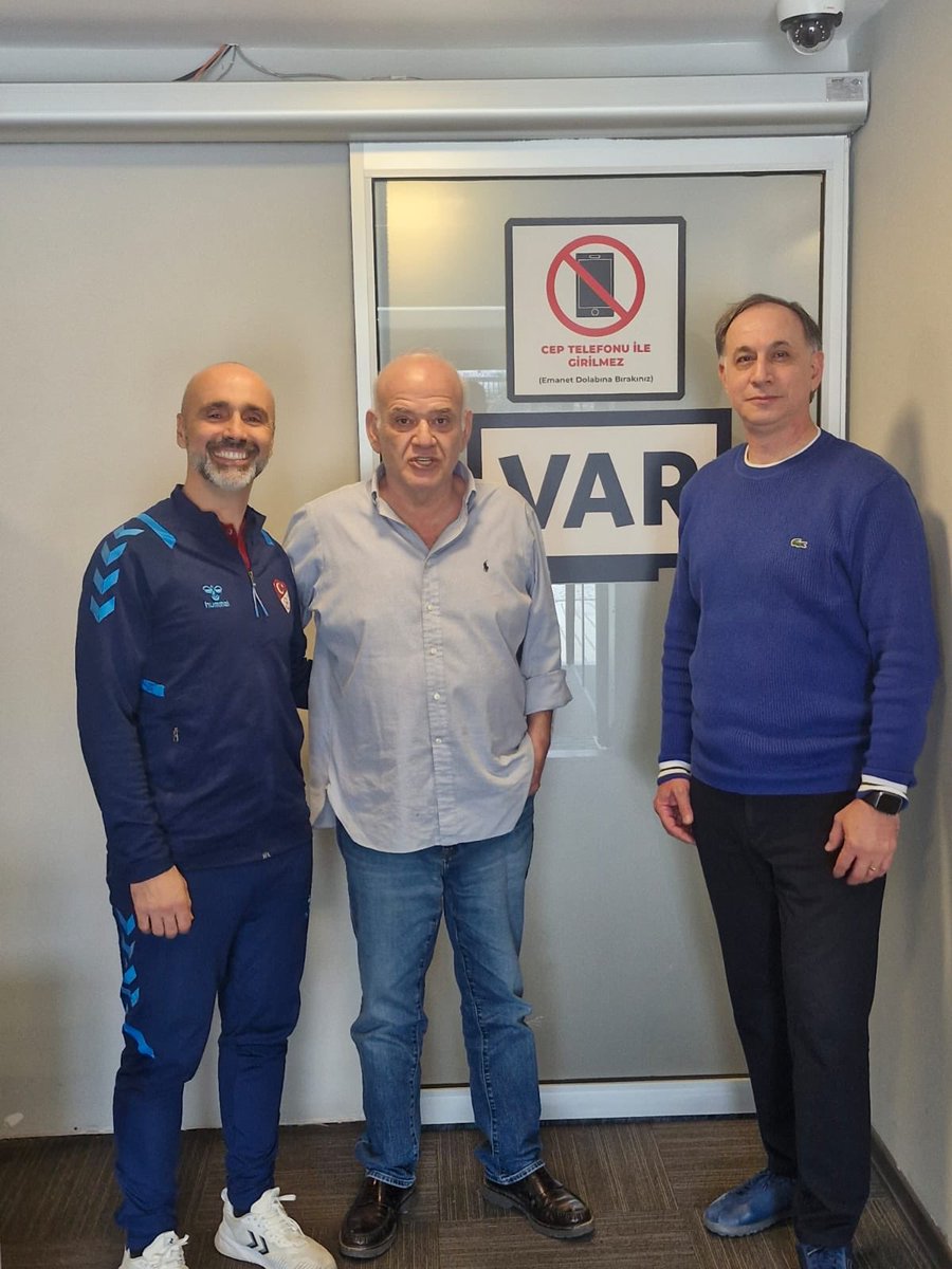 Ahmet Çakar tweet media