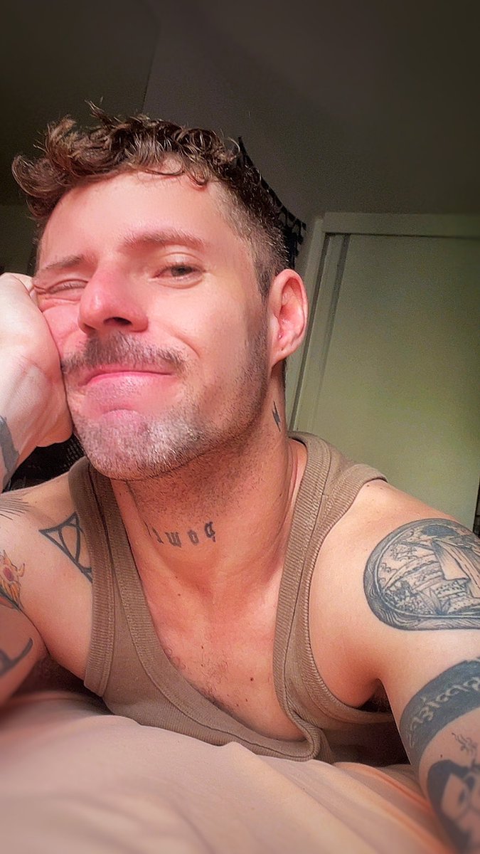 Emilio Faustino tweet media