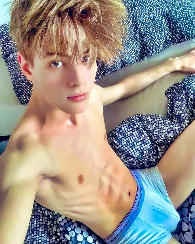 jaybait87's tweet photo. Bait Related? Hit me up 
Tele:https://t.co/Zbao79b910

#bait #baitrequest #baitservices #baited #baitedboys #gay #biatStraight https://t.co/KJCvmtLgej