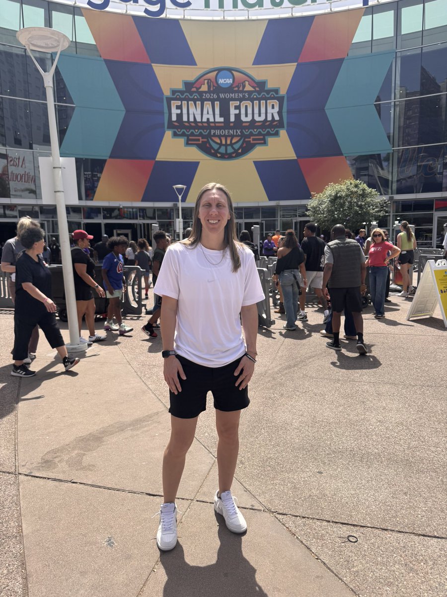 Jenna Bolstad tweet media