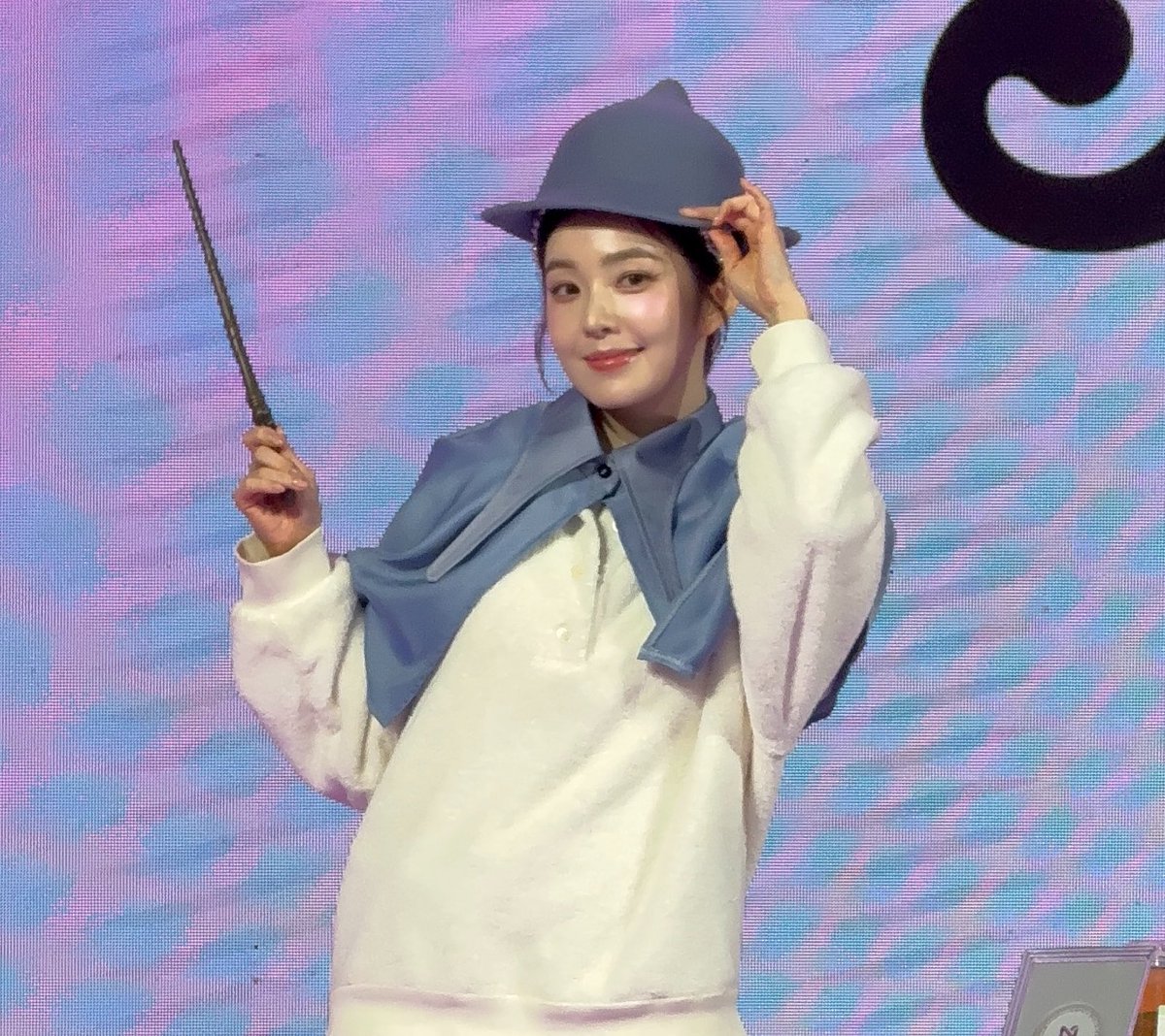 meowrene tweet media