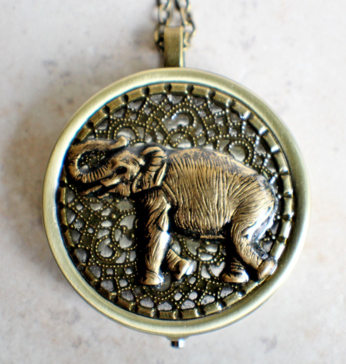 charsfavorite's tweet photo. Discover the enchanting Elephant music box locket for just $100. Keep cherished memories close and let the music play on! #JewelryDesign #MusicBoxMagic

Shop Now https://t.co/rp1eM76Z6j https://t.co/z29uK4Z7Xj
