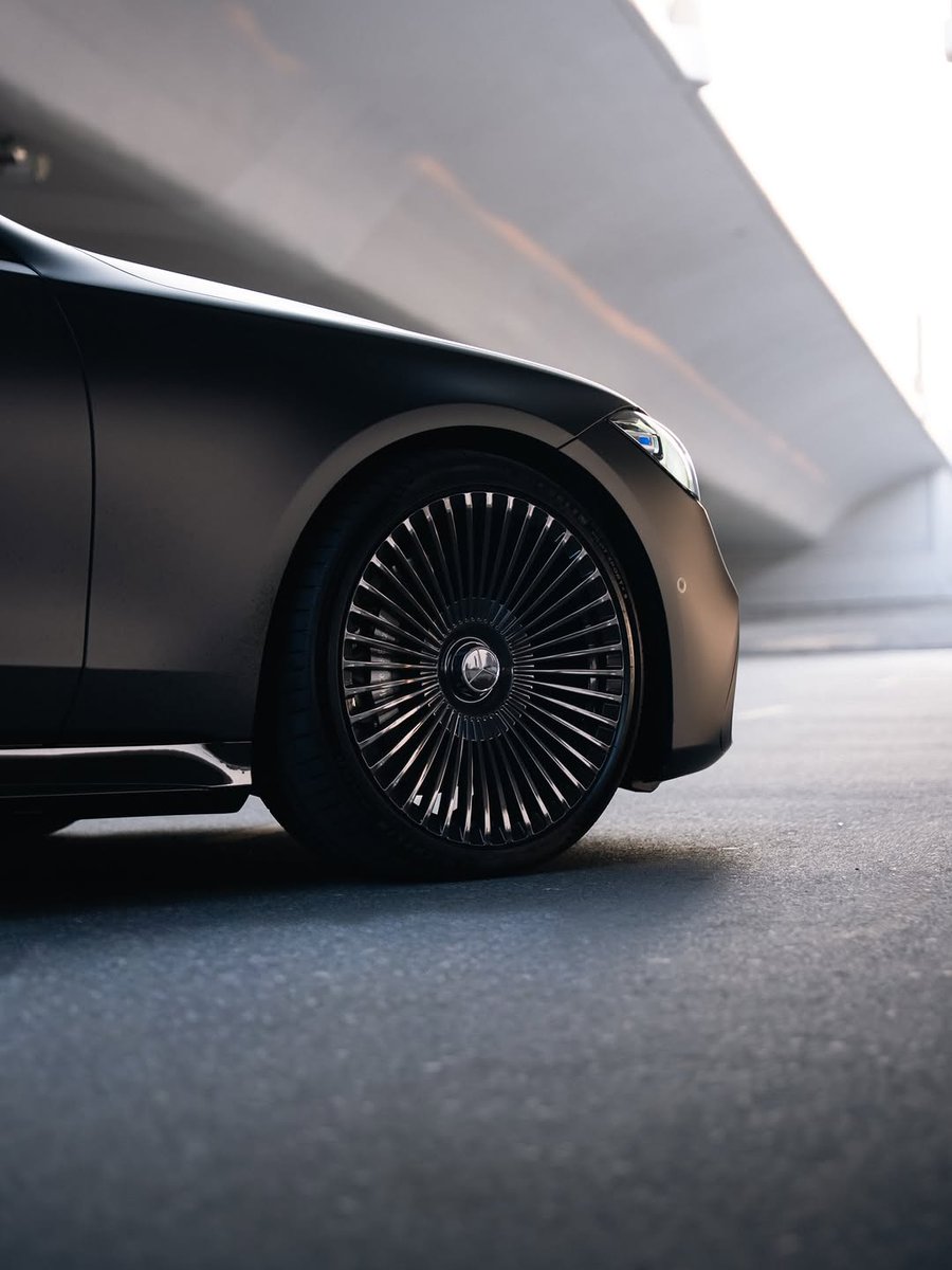 Mercedes-Maybach Luxury tweet media