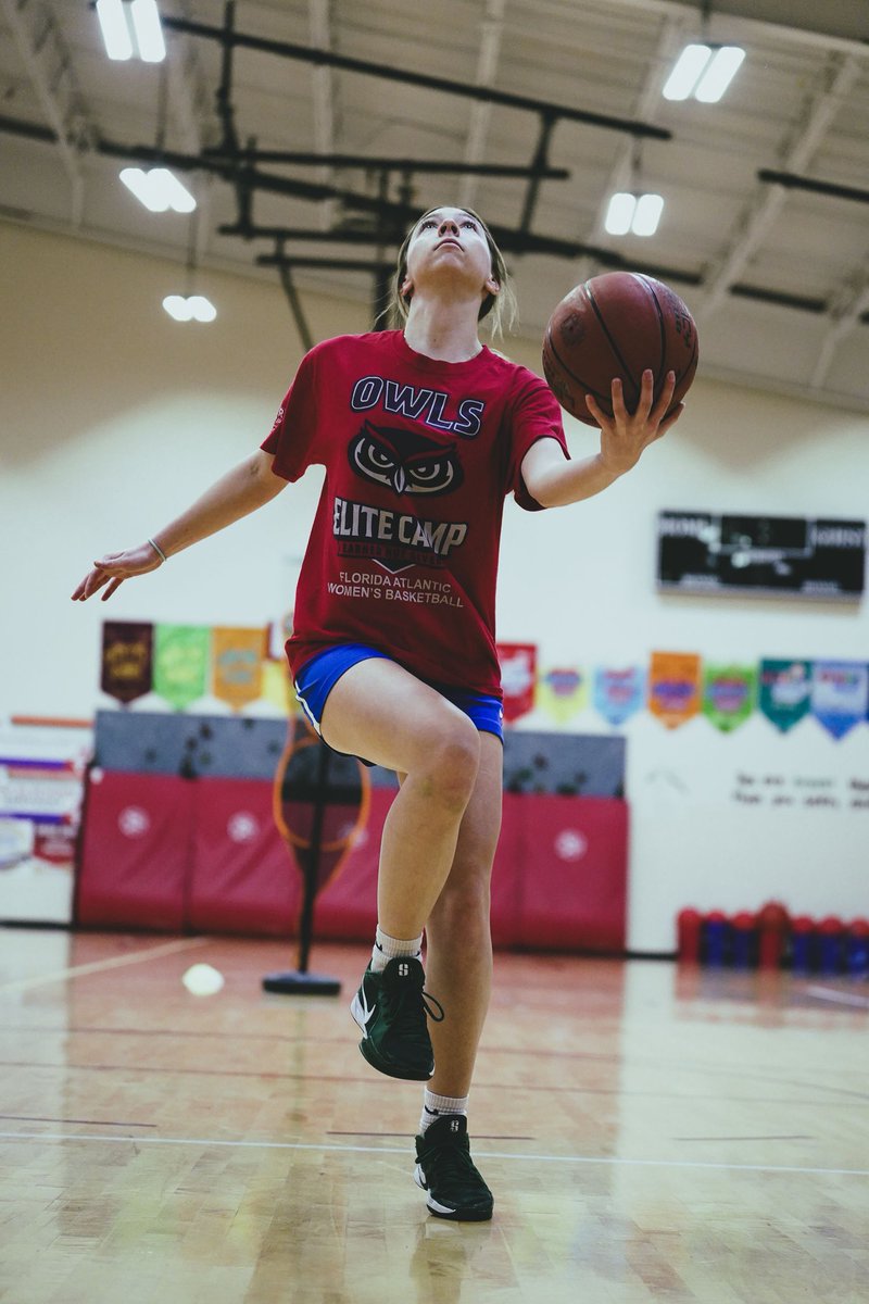 DhawkeyeMedia's tweet photo. Class of 2027 💫 @Kaleigh_Potts3 
High School Team: @LadyBulldogsPLD 
AAU Team: @LexCrossover 

- 43rd District All Tournament Team 
- 11th Region All Tournament Team 
- 11th Region 3rd Team All Region
- 1000 PTS + https://t.co/1lkYoaNRMC