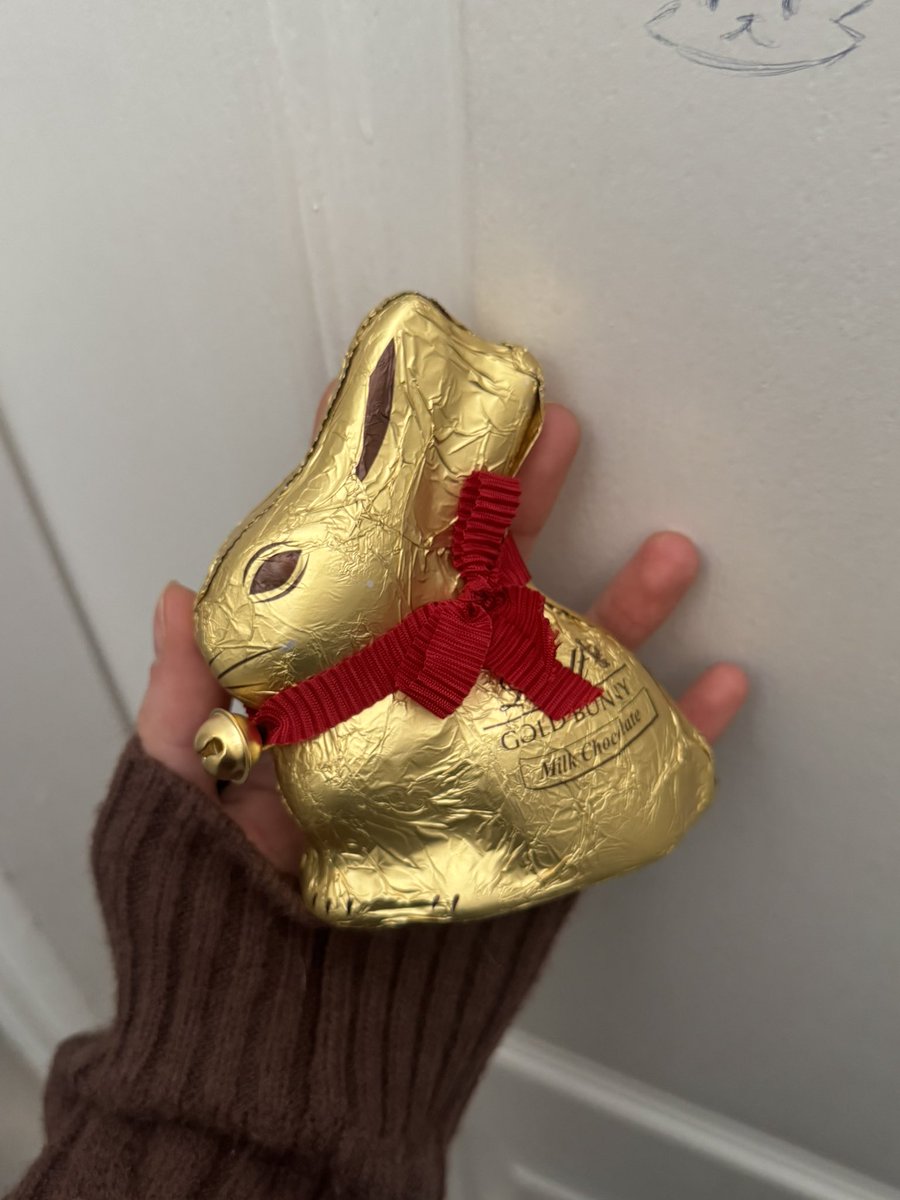 🫗 Мо || getting better *ೃ༄ tweet media