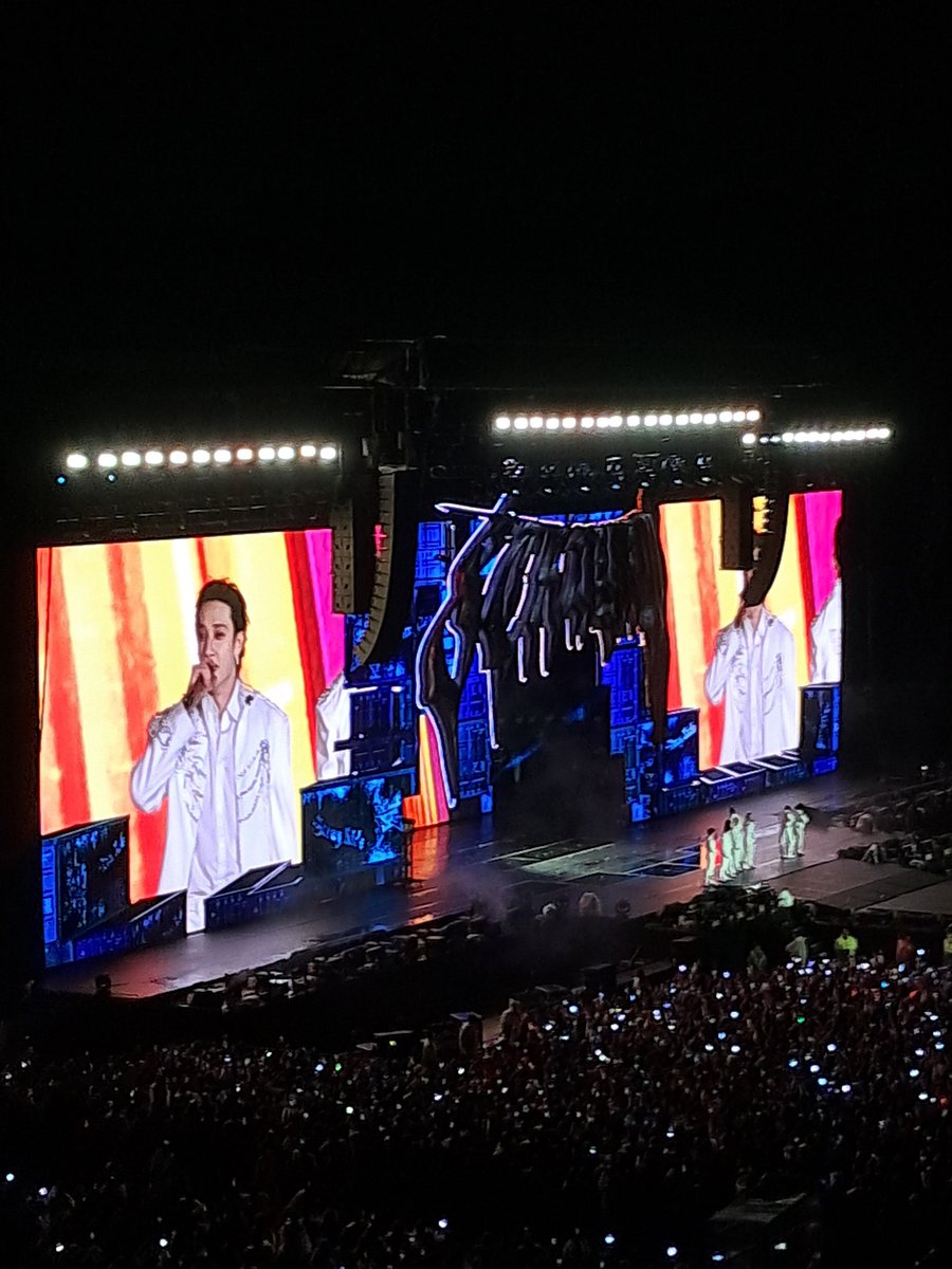 Moon⁷ VIU O SKZ 合 DØ IT tweet media