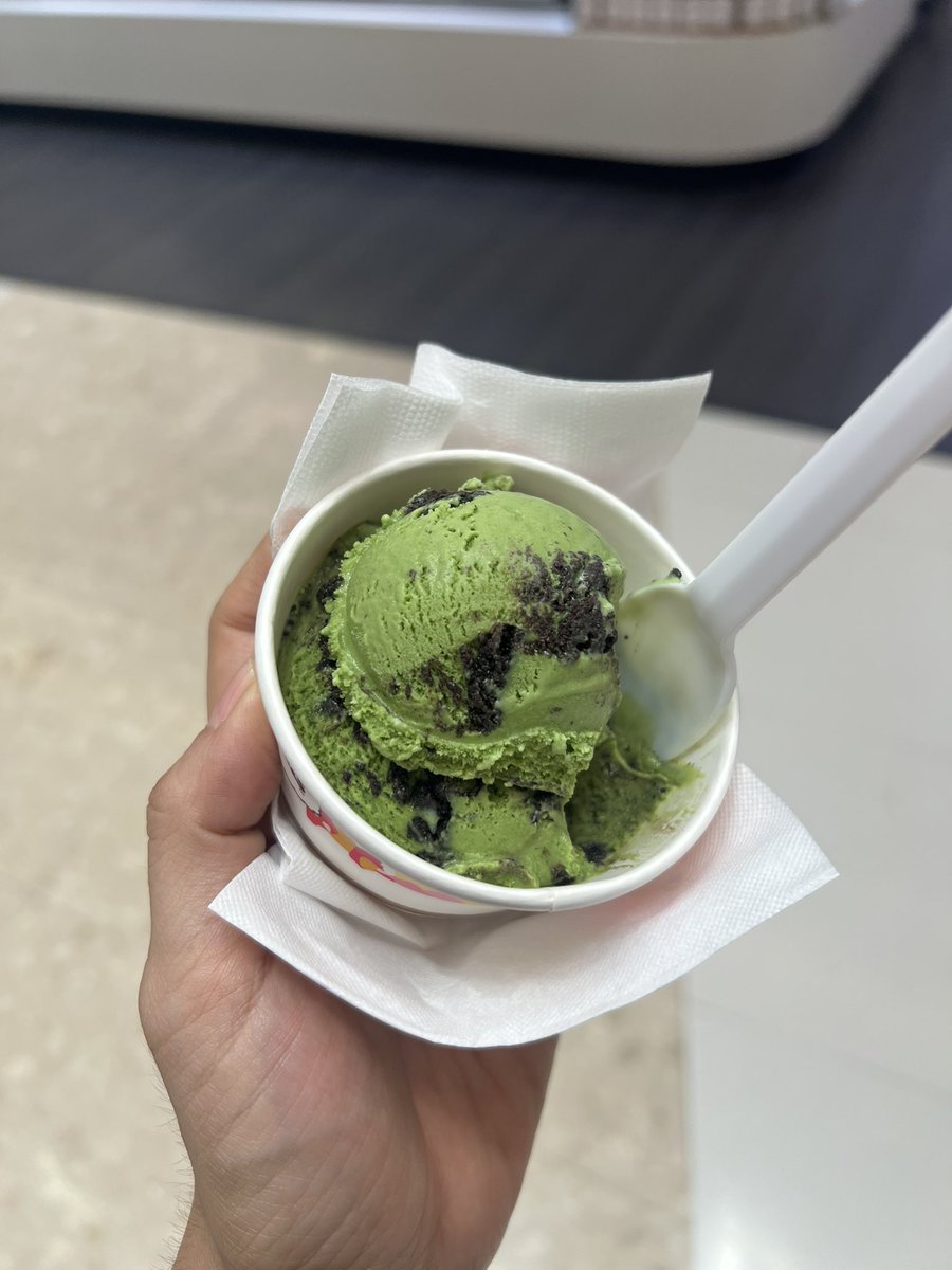 testedandtold's tweet photo. อร่อยมากกกกกกฮาเกนรสมัทฉะคุกกี https://t.co/1D93GYpdpq