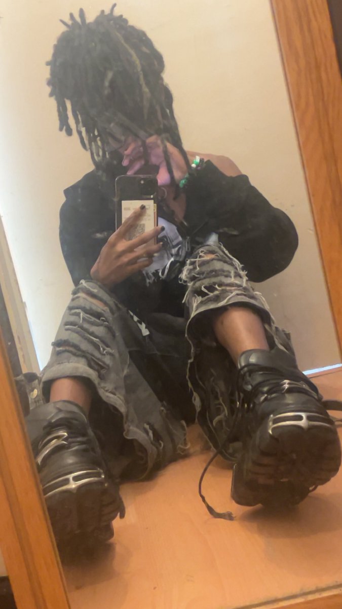 kya 🐾 🦴 tweet media