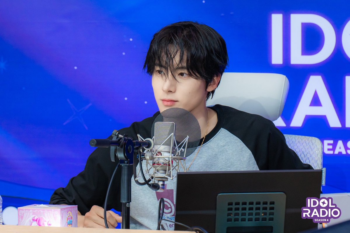 EP#213 🔥산토스 브라보스의 뜨거운 아돌라 도전기🔥 (DJ 에릭)

❗레츠고 선배님❗

<a href="/THEBOYZ_officl/">더보이즈 (THE BOYZ)</a>

#MBC #IDOLRADIO #아이돌라디오 #더보이즈 #에릭