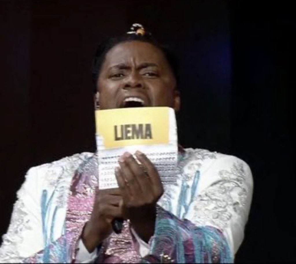 MissT Official tweet media