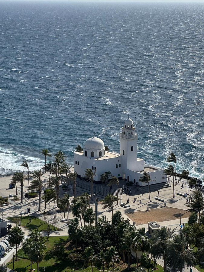 Arab world tweet media